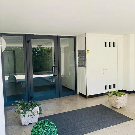 Luminosa Per Viaggiatori Konukevi