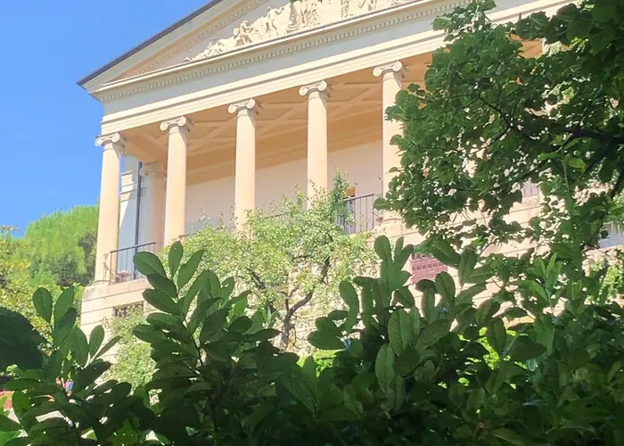 Luminosa Per Viaggiatori 3* Conegliano