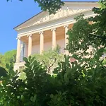 Luminosa Per Viaggiatori 3* コネリアーノ